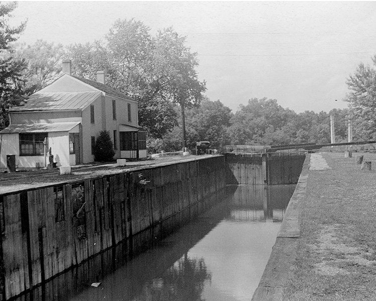 DRCanal's Lock 8/Kingston; June 12, 1938 Before Rehabilation to Water Supply