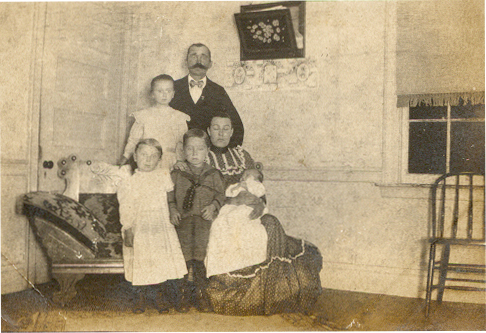 John and Anna Arrowsmith with Children; Port Mercer; c. 1900